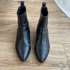 Vagabond Marja Bootie size 37